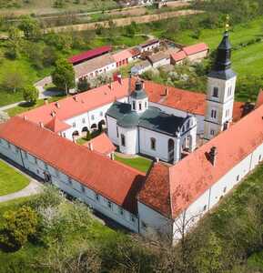 2024/03/images/tour_698/manastir-krusedol-srbija1965785344-830x553.jpg